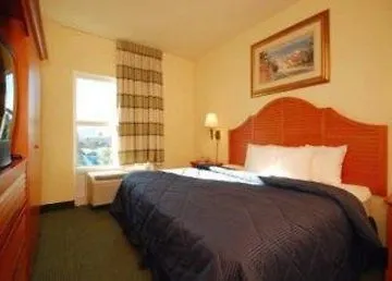 Fairfield Inn & Suites By Marriott דסטין 3*,